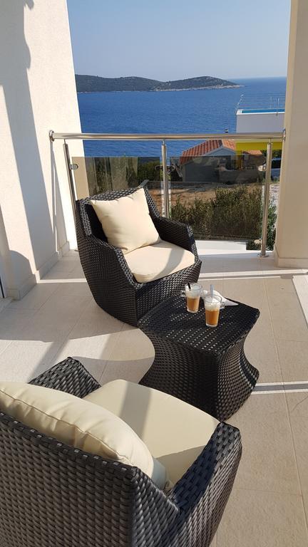 Villa Gina Sevid Bagian luar foto