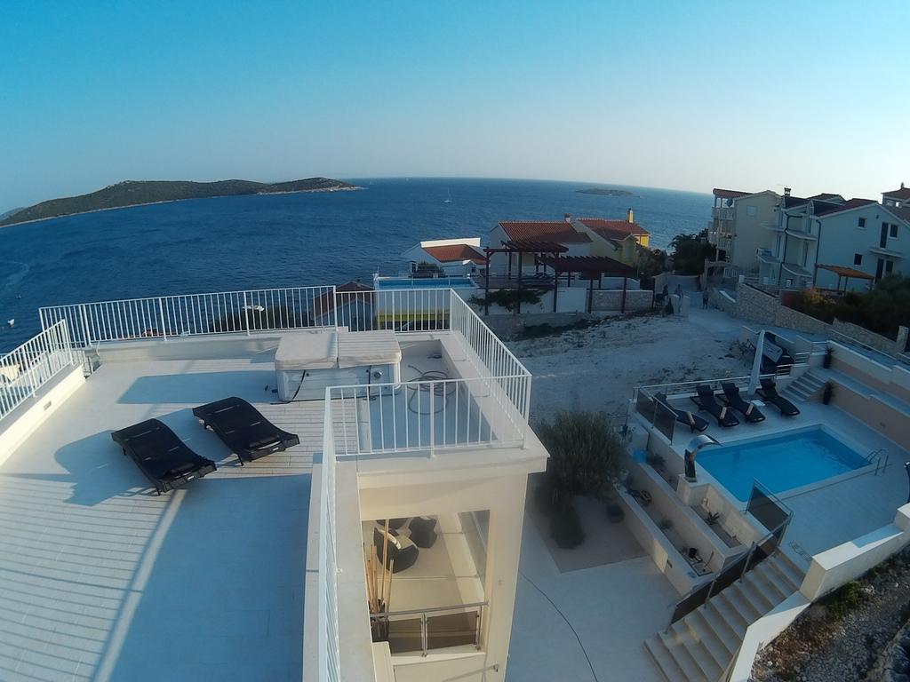 Villa Gina Sevid Bagian luar foto