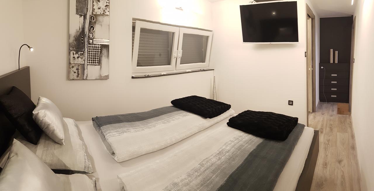 Villa Gina Sevid Bagian luar foto